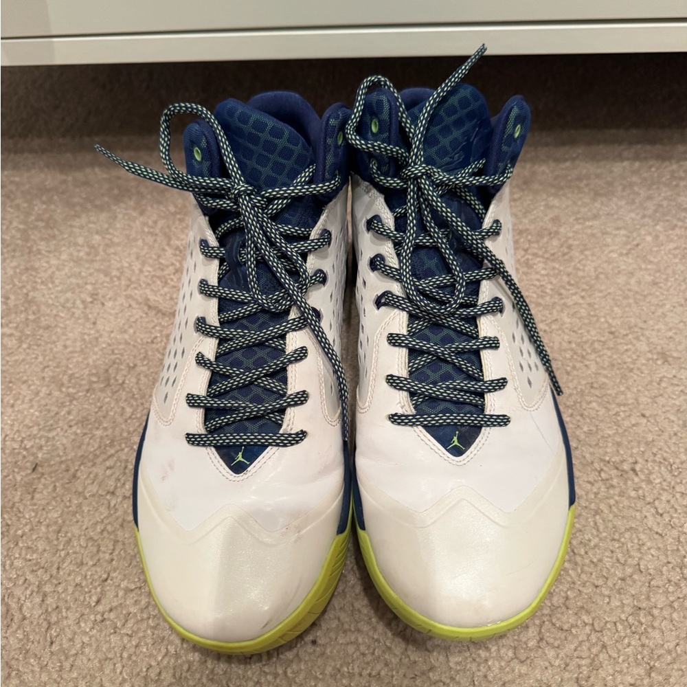 Jordan Men's White Navy Lime Green Basketball Sneakers - Picture 3 of 7